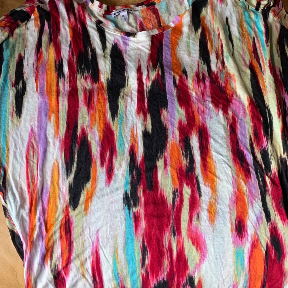 Express multi colored short sleeve top